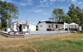 Three-Bedroom Holiday Home in Lottorp, Löttorp